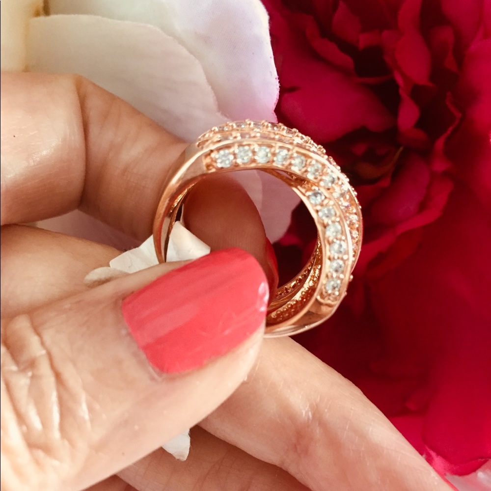 Gold rose ring - Picture 6 of 6